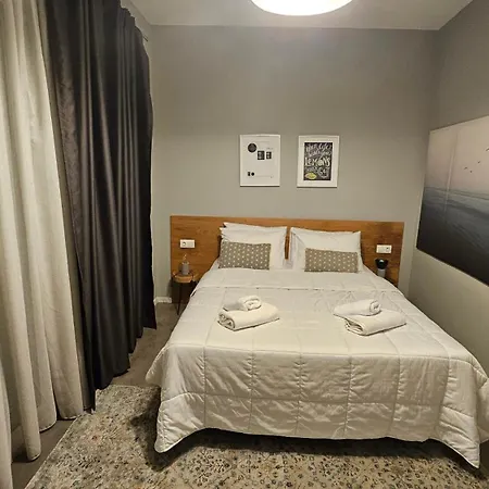 Apartment A Place 4 U Under Acropolis Athens